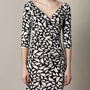 DVF 100% Silk Bentley Ruched Sheath Dress Lips 14